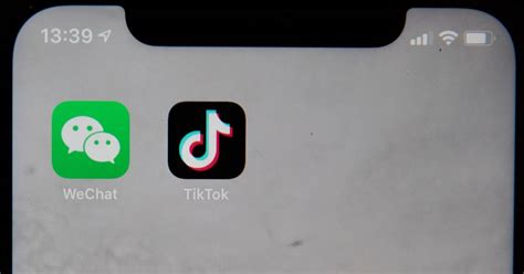 Trump Signs Executive Orders Banning Tiktok And Wechat The Irish Times