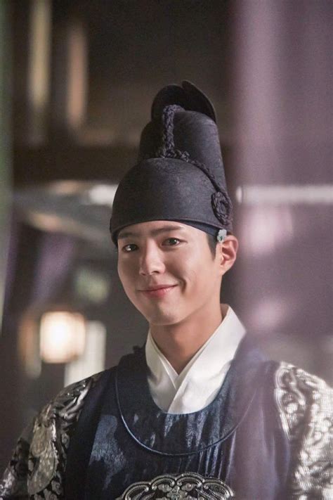 Moonlight drawn by clouds wallpaper love in the moonlight kdrama park bo gum moonlight park bo gum wallpaper hyde jekyll me park drama 2016 moonlight drawn by clouds / love in the moonlight 구르미 그린 달빛 ☪. Pin by DetDet on Love in the Moonlight (With images ...