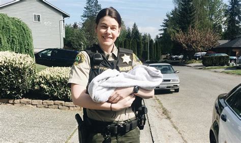 Snohomish Sheriffs Deputy Fighting Rare Deadly Illness And You Can