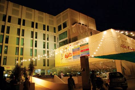 Chambers of commerce main activities are, among others, safeguarding business interests and sharing business experiences and business interests, contact with. Lahore Chamber of Commerce & Industry » LCCI