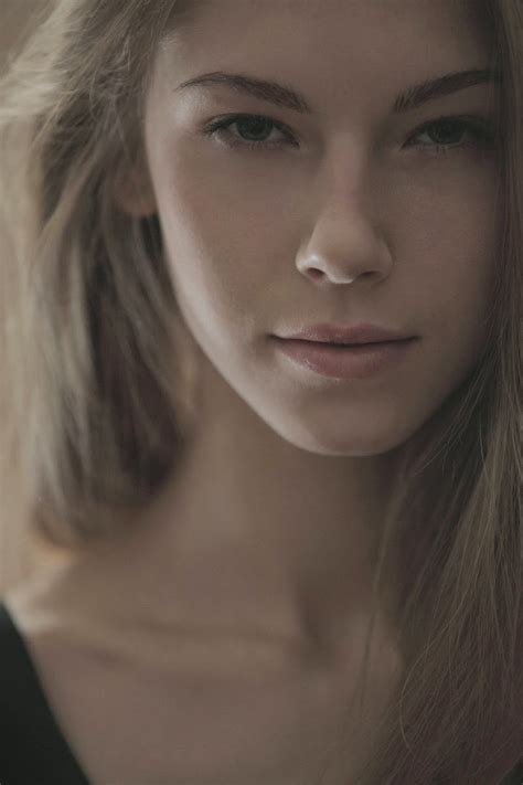 Krystal boyd is 5'8 tall, with blue eyes and weighs 108lbs. Faces: Krystal Boyd - 14 April 1993