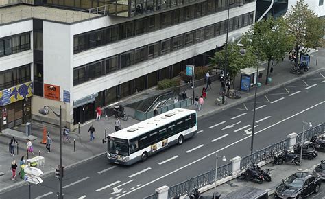 Bus De Nuit Paris Gare De Lyon - DB1080. Bus near the Gare de Lyon, Paris. | Monday, 3rd Sept… | Flickr