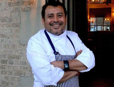 Hugo Ortega El Primer Chef Mexicano Que Ganó Un Premio James Beard 2023