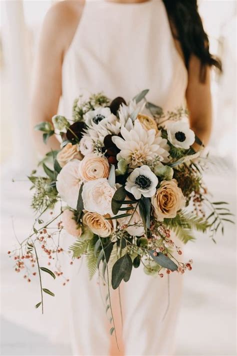 60 Fabulous And Chic Anemone Wedding Bouquets Weddingomania