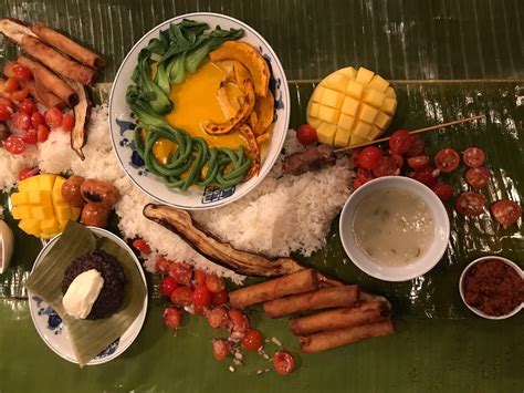 With A Show Of Hands, Filipino-American Chefs Rekindle Kamayan Feasts