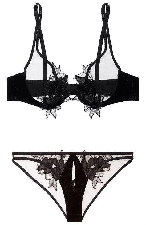 Pin On Black Lingerie Gorgeous Bras Knickers And Garters