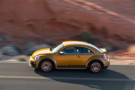 2016 Volkswagen Beetle Dune Edition S3 Magazine