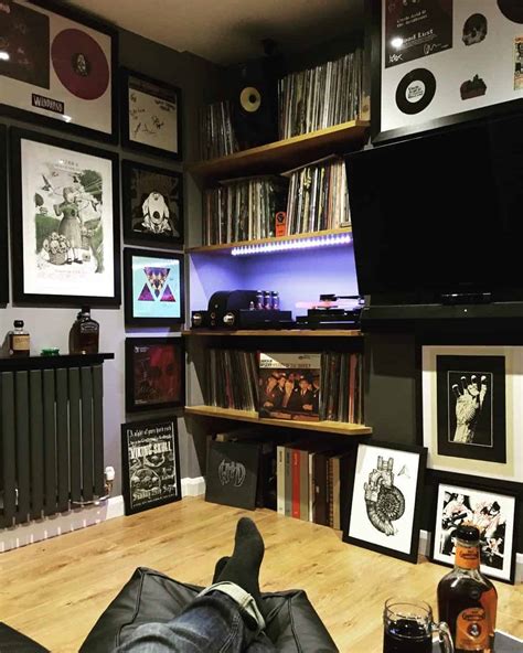 33 Vinyl Listening Room Ideas