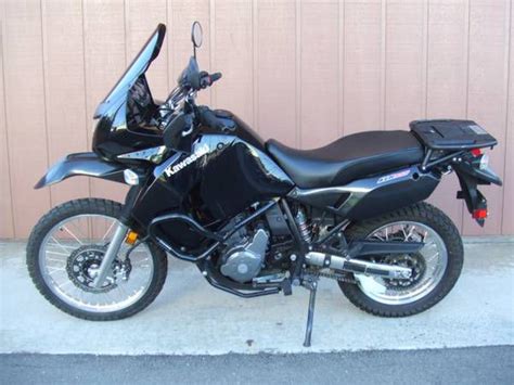 The updates now include a rear frame that is integrated with the main frame to increase torsional rigidity for a more composed ride and a 30mm longer swingarm with a 2mm larger diameter. 2009 Kawasaki KLR 650 KLR650 for sale on 2040-motos