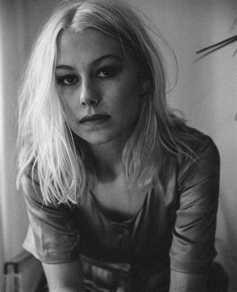 Alles in bildhauerei & modellieren. Phoebe Bridgers on Instagram: "im done sorry" | Portrait ...