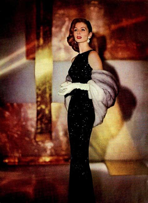 Stunning Vintage Evening Dresses Worthy Of The Red Carpet Eye