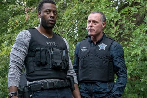 Chicago Pd Season 5 Episode 4 Review Snitch Tv Fanatic