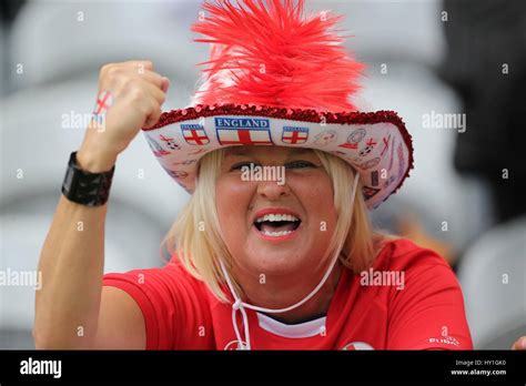 England Fan Before Game England V Wales Euro 2016 England V Wales Euro 2016 Gro Stade Felix
