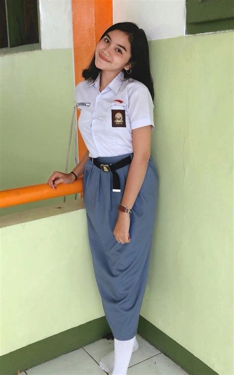 Pin By Puspita On Sekolah School Girl Outfit School Girl Dress