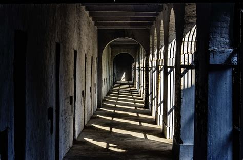 Former prisoners open up on 15 things nobody tells you about being