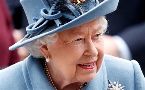 Queen elizabeth ii is the longest reigning monarch alive. Queen Elizabeth II broke ranks with rest of Royal Family to welcome Prince Philip's mother ...