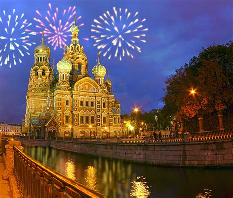 Find out the most interesting and amazing facts about the hermitage, neva river, metro, peter & paul cathedral, and other st petersburg attractions. St. Petersburg - St. Petersburg Reisen