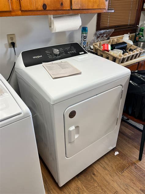 2020-Silverado-2WD-Winchester-Gun-Safe-1958-Ford-Tractor-Glassware