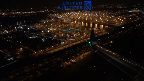 United Embraer 175 Fantastic Night Takeoff From Newark Liberty