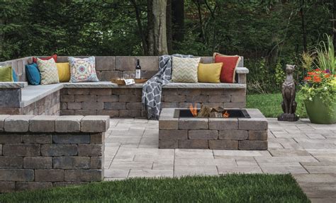 All together with the table will be a perfect solution. Seat Wall Design Ideas - Outdoor Living by Belgard