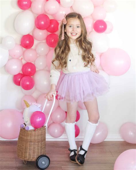 The Perfect Valentines Day Outfit For Toddler Girls Arinsolangeathome