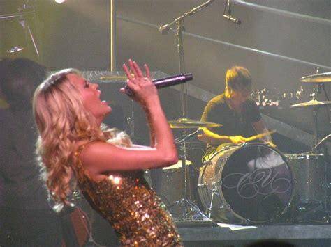 Carrie Underwood Carnival Ride Tour Carrie Underwood Perf Flickr