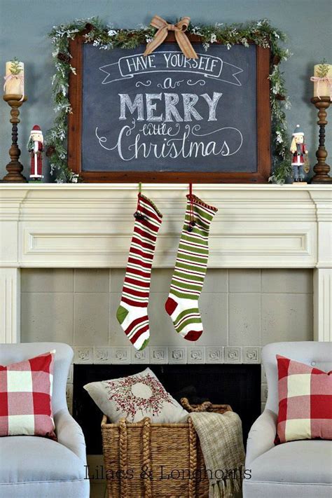 Give Santa A Warm Welcome With These Christmas Mantel Decorating Ideas