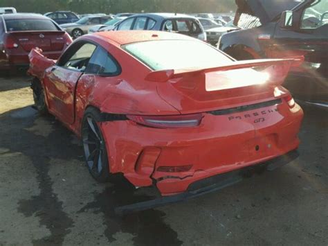 2016 Porsche 911 Gt3 Wrecked With 365 Miles On The Clock