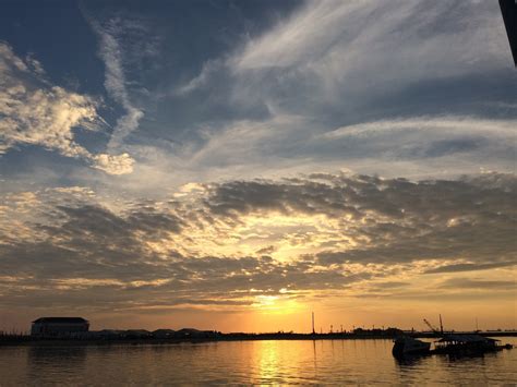 Dusk of Sunset in Losari Beach Makassar - Photojournal