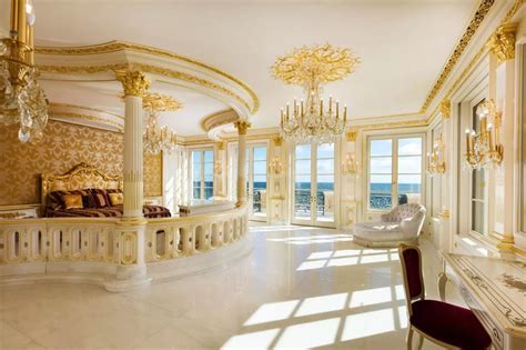 Inside Biggest Mansion In The World