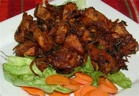 Entdecke rezepte, einrichtungsideen, stilinterpretationen und andere ideen zum ausprobieren. Delicious and Spicy Chicken Roast dry recipe ...