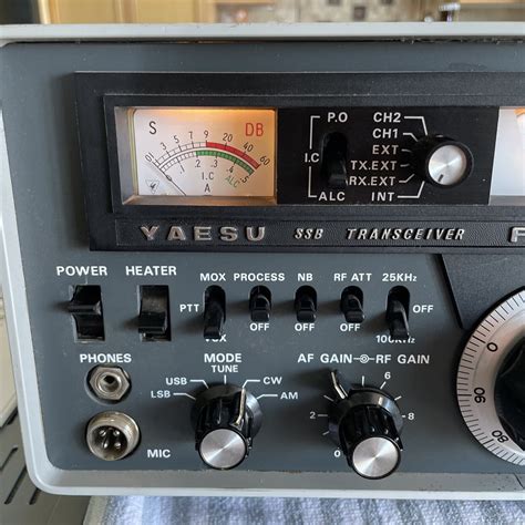 Yaesu Ft 101ee Transceiver Ham Radio Sf44 Powers On With A Hum W
