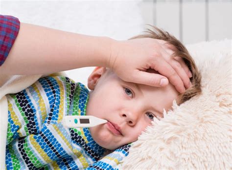 How To Reduce 104 Fever In Child Uptodatelife