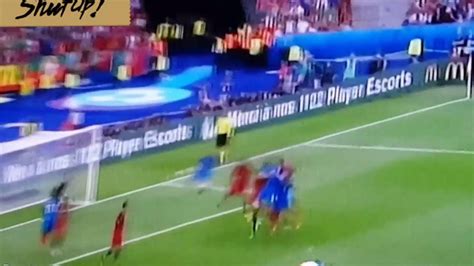 يواجه المنتخب الفرنسي نظيره منتخب البرتغال وذلك ضمن نهائي بطولة كأس الامم الأوروبية ( يورو 2016 ) لكرة القدم في. ‫رأسية كريزمان فرنسا والبرتغال نهائي يورو 2016 قبل دقيقة ...