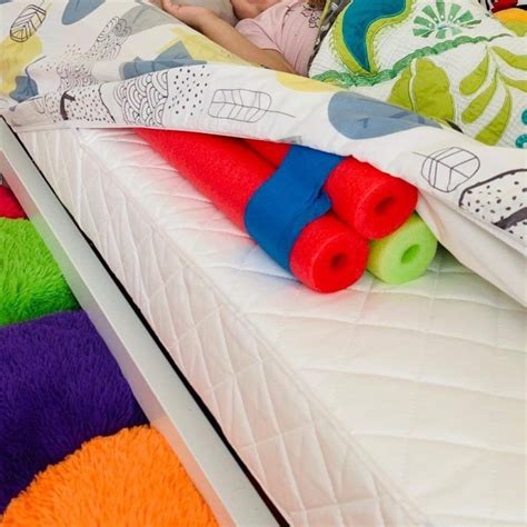 See more ideas about diy bed, bed rails, diy furniture. Easy DIY Toddler Bed Rail Bumper - Solution for Kids Falling Out of Bed in 2020 | Bed rails for ...