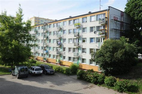 W pobliskim olsztynie ukończyła studia na wydziale budownictwa lądowego. Eksmisja ze spółdzielczego mieszkania za szczekanie psa