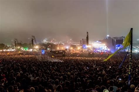 The 8 Greatest And Most Controversial Glastonbury Festival Headliners Somerset Live