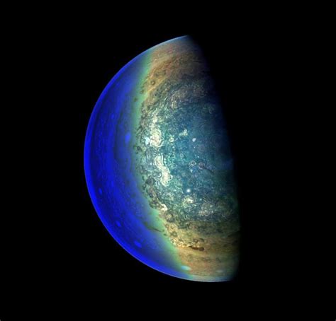 ≡ These New Photos Of Jupiter Are Absolutely Surreal Brain Berries
