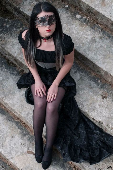 Pin By 978 400 8664 On Gothic Girls Gothic Outfits Hot Goth Girls