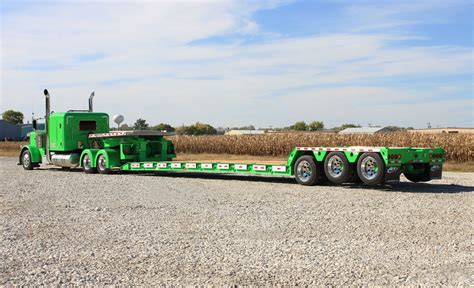 Detachable Gooseneck Lowboy Trailer Green Triple Axle With Tractor
