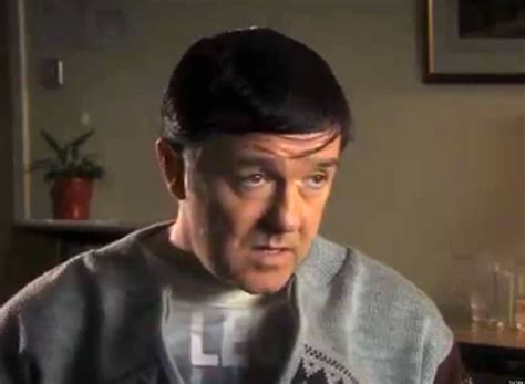 Ricky gervais writes, produces, directs and plays the title character in the netflix original series derek. 'Derek' Trailer: Ricky Gervais Netflix Comedy First Look ...
