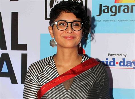 Bollywood superstar aamir khan and kiran rao met on the sets of 'lagaan' (2001) and after dating each other for some time, they tied the knot on 28 december 2005. Kiran Rao : Shameful that women have to fight for equal ...