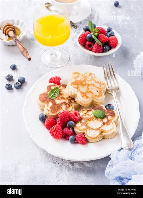 Breakfast With Scotch Pancakes Stock Photo Alamy