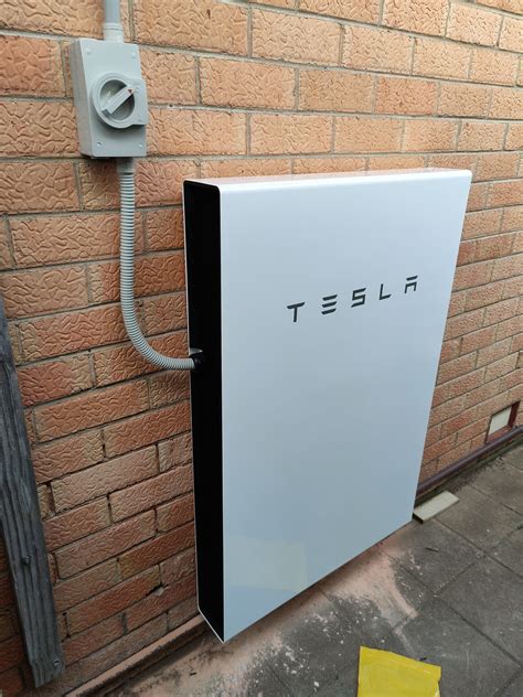 Tesla Battery Powerwall 3 Tesla Unveils Powerwall Home Battery And