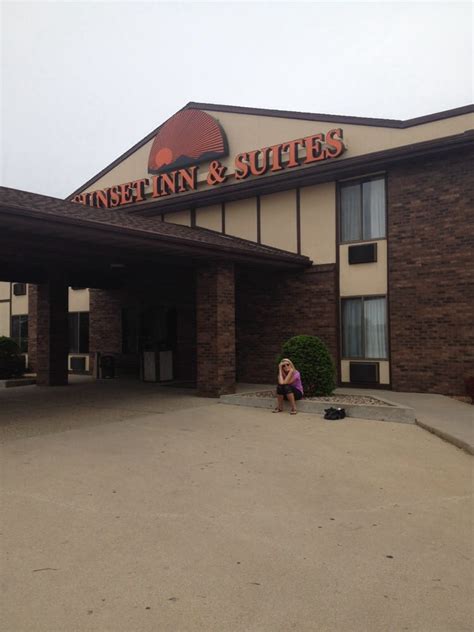 L'entrada a l'stanley park és a 4 minuts amb cotxe del sunset inn vancouver. Sunset Inn & Suites - 19 Reviews - Hotels - 1101 US 51 ...