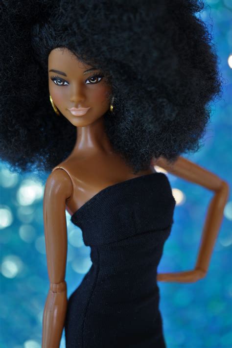 Barbie Looks Doll Curvy Brunette Ubicaciondepersonascdmxgobmx