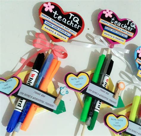 Airlangga menjelaskan, pemberian tablet murah kepada pelajar dilakukan agar subsidi pulsa yang diberikan pemerintah tepat sasaran. Idea Hadiah Hari Guru 2017 | blizful life