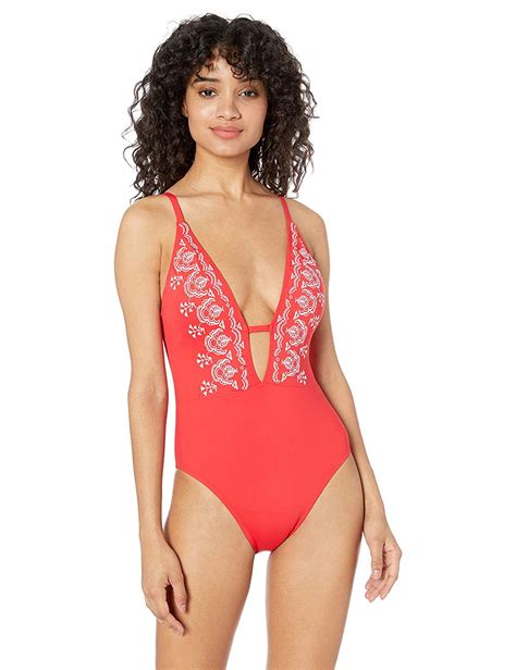 La Blanca Womens V Front Keyhole One Piece Swimsuit Flame Bold Red