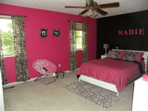 Bedroom decor in primary colors buscar con google zebra. Madie's Pink, Black, and Zebra Room | Zebra room, Pink ...