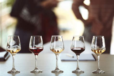 A Guide To Wine Tasting How To Bluff Your Way Through A Tasting Verdict